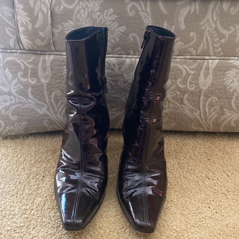 Stuart Weitzman Burgundy Patent Booties- Size 9